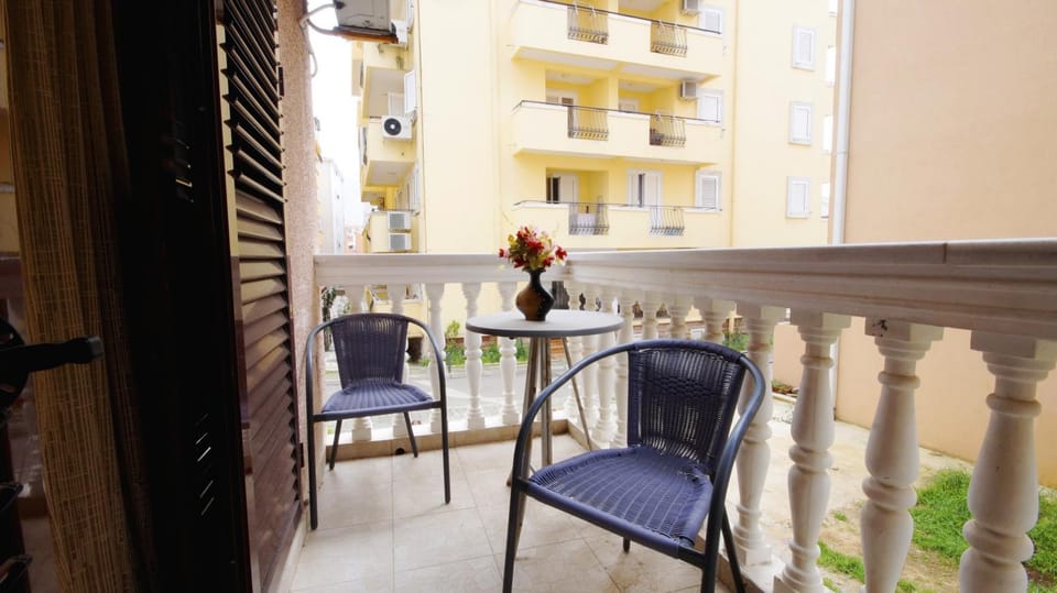 Day, Balcony/Terrace