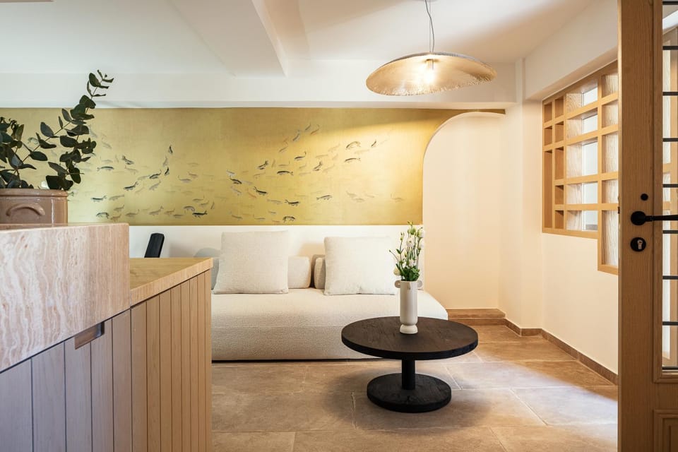 Sea Path VII Rethymno old town luxury Maisonette steps to beach House in Rethymno