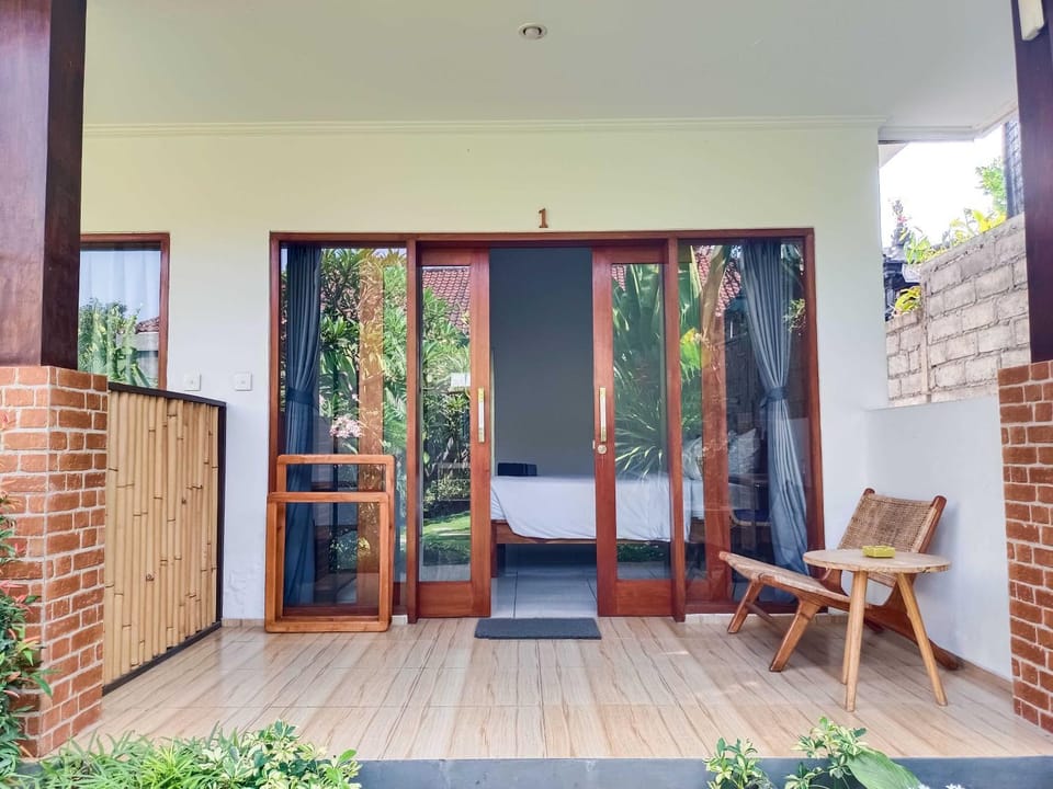 Prasanti Canggu Guesthouse Apartment in North Kuta