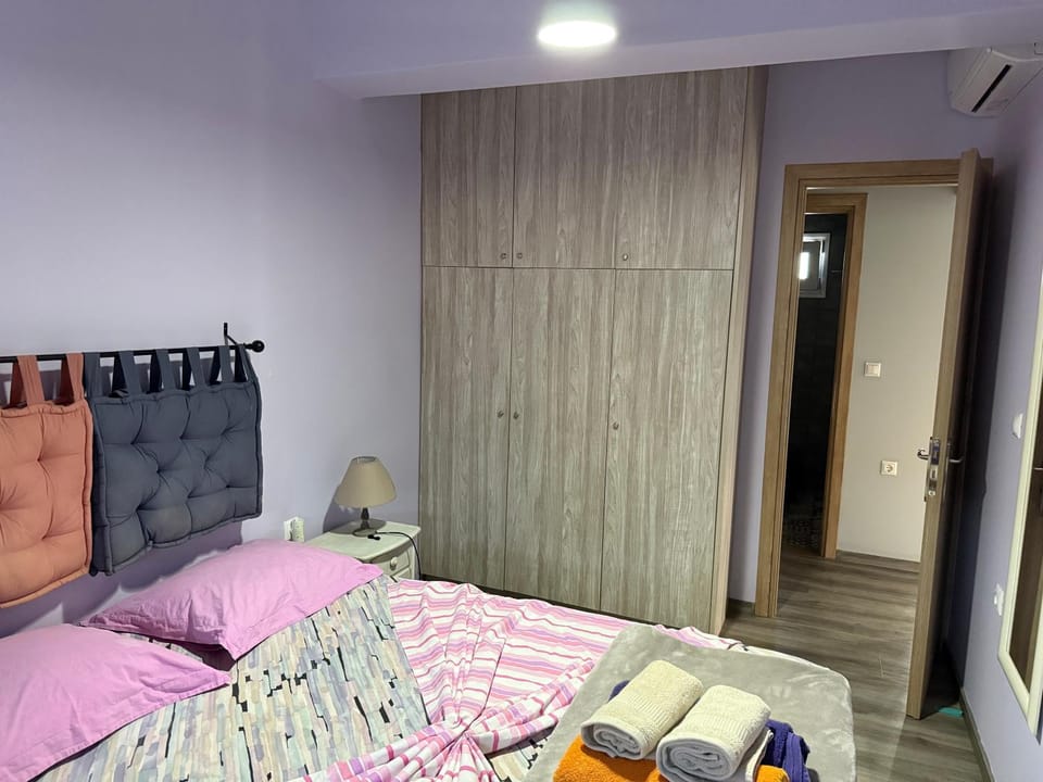 Bed, Bedroom, wardrobe