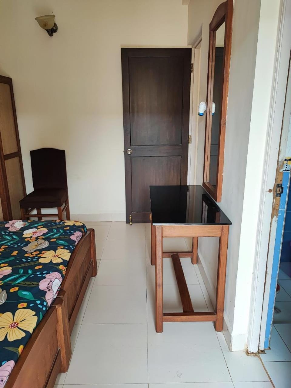 Bed, Photo of the whole room, Bedroom, wardrobe