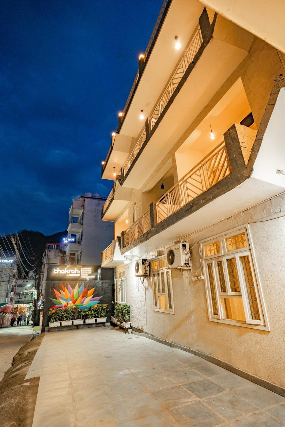 Property building, Facade/entrance