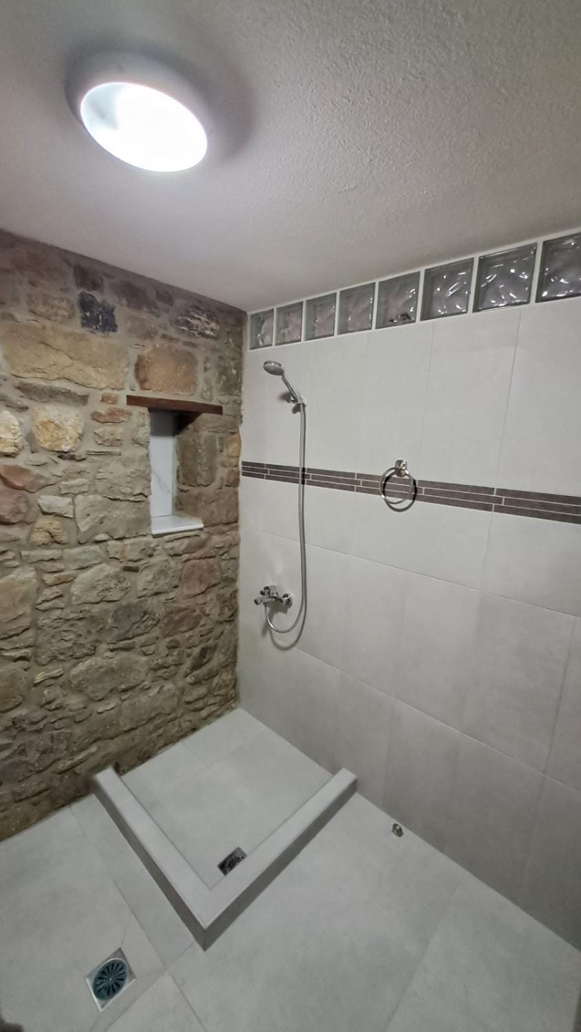 Stone House 2025 Apartment in Euboea