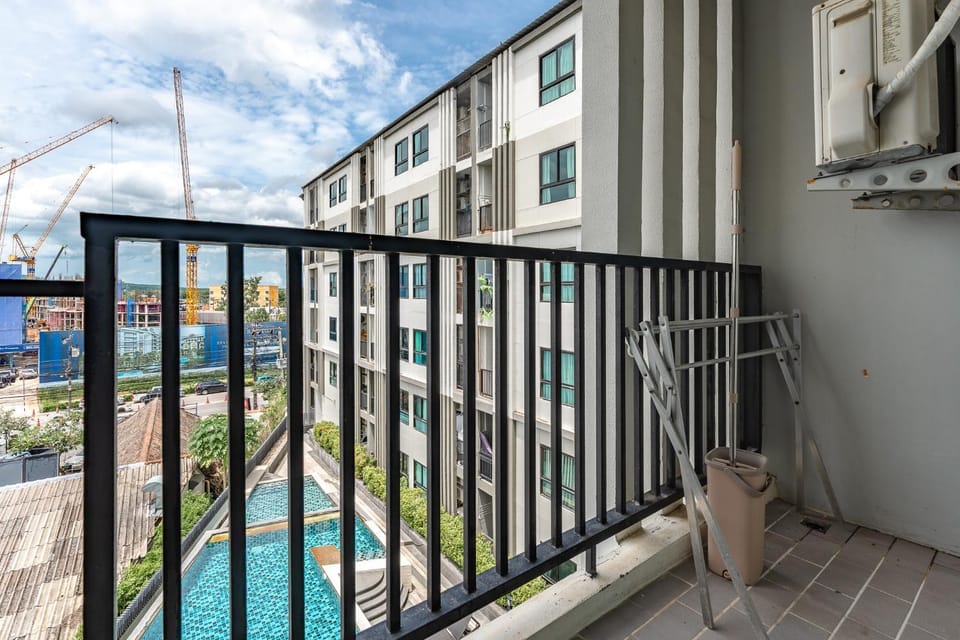 C203 Prime Area Near Beach, Dining & Shops Apartment in Choeng Thale