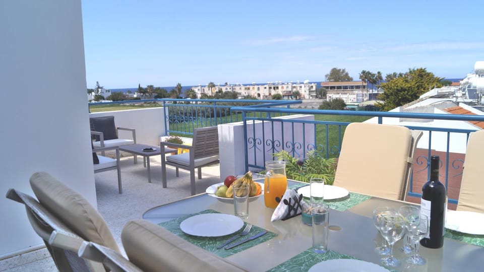 View (from property/room), Balcony/Terrace