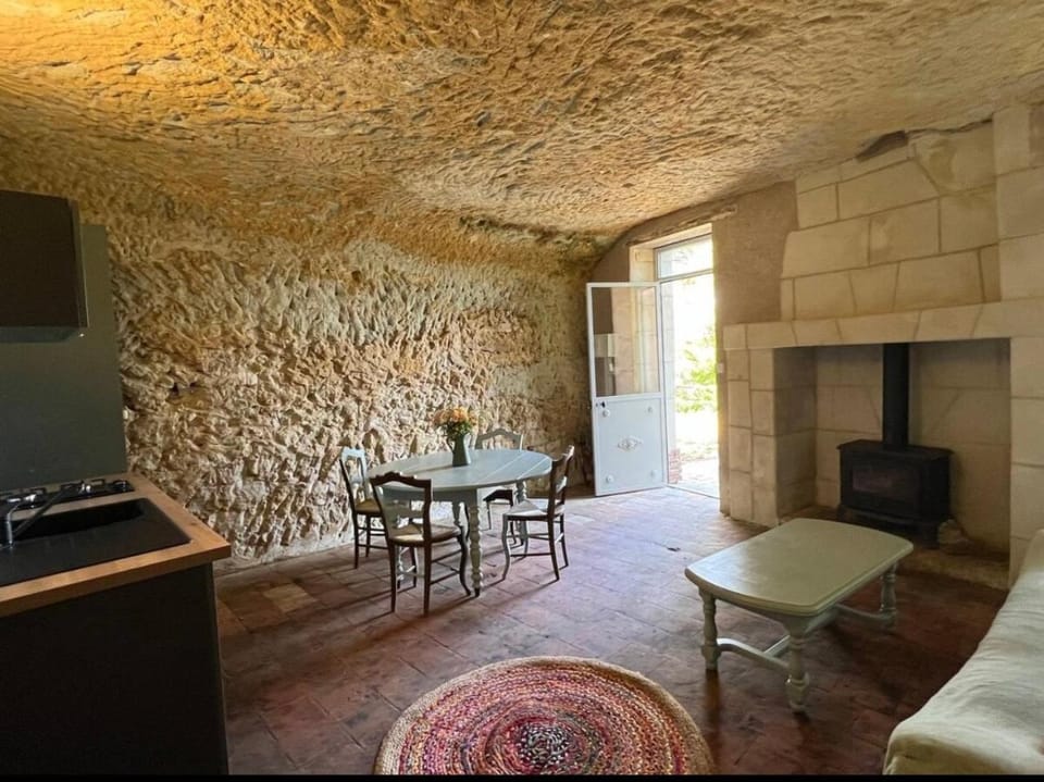 La petite Troglo House in Pays de la Loire