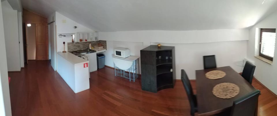 Kitchen or kitchenette, Living room, Dining area, pet friendly