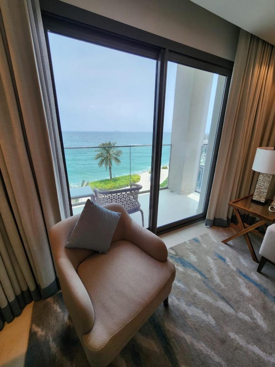address beach resort Fujairah direct see view Apartment in Sharjah