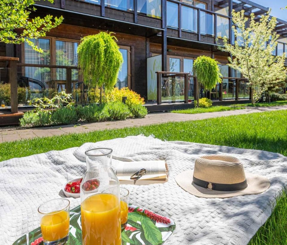 Garden, Garden view