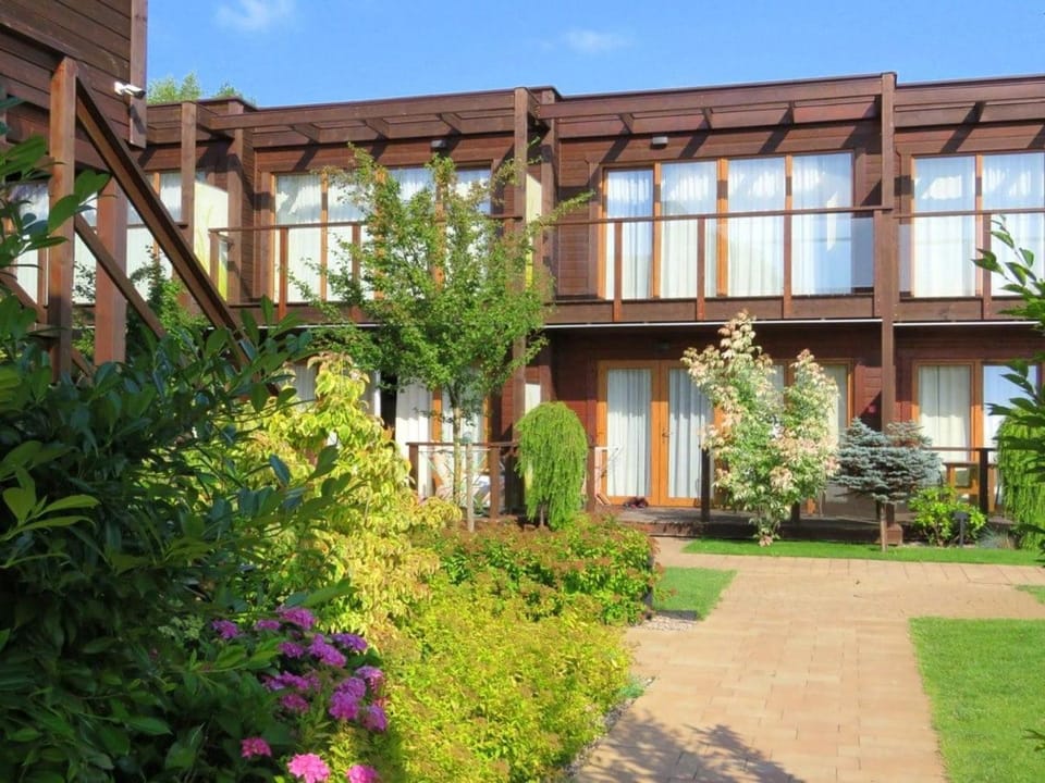 Property building, Garden