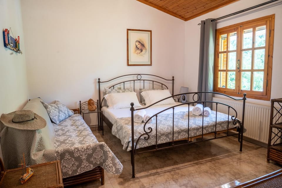 Country House Elaionas Apartment in Peloponnese, Western Greece and the Ionian