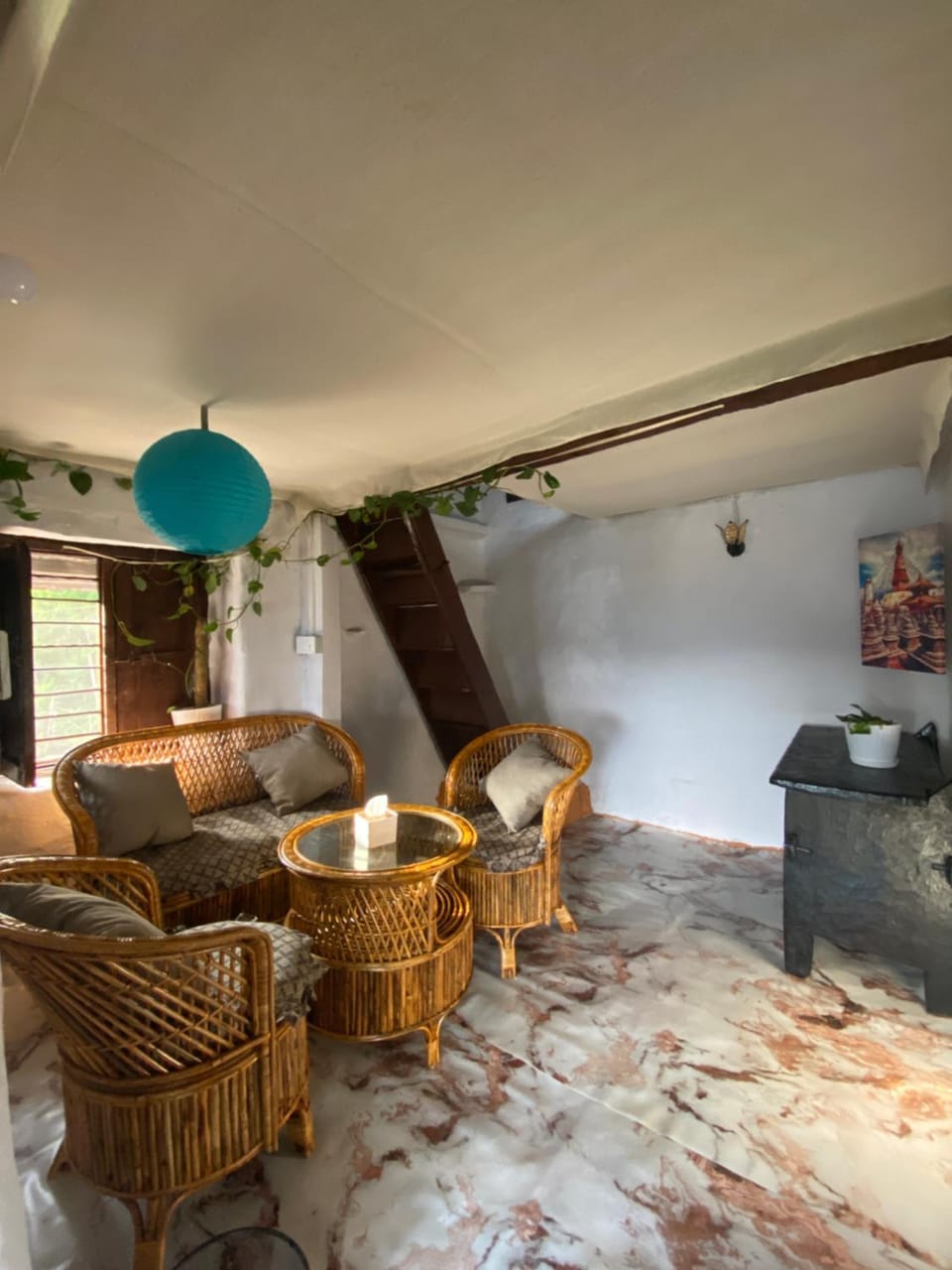 Living room, Seating area