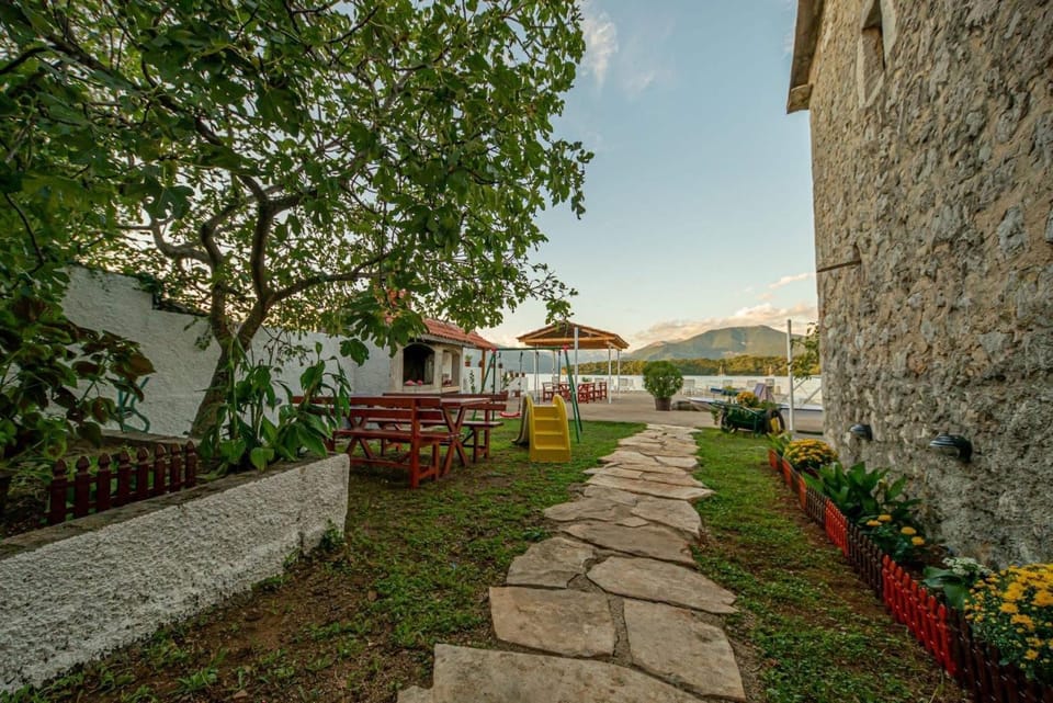 Beach, Garden view