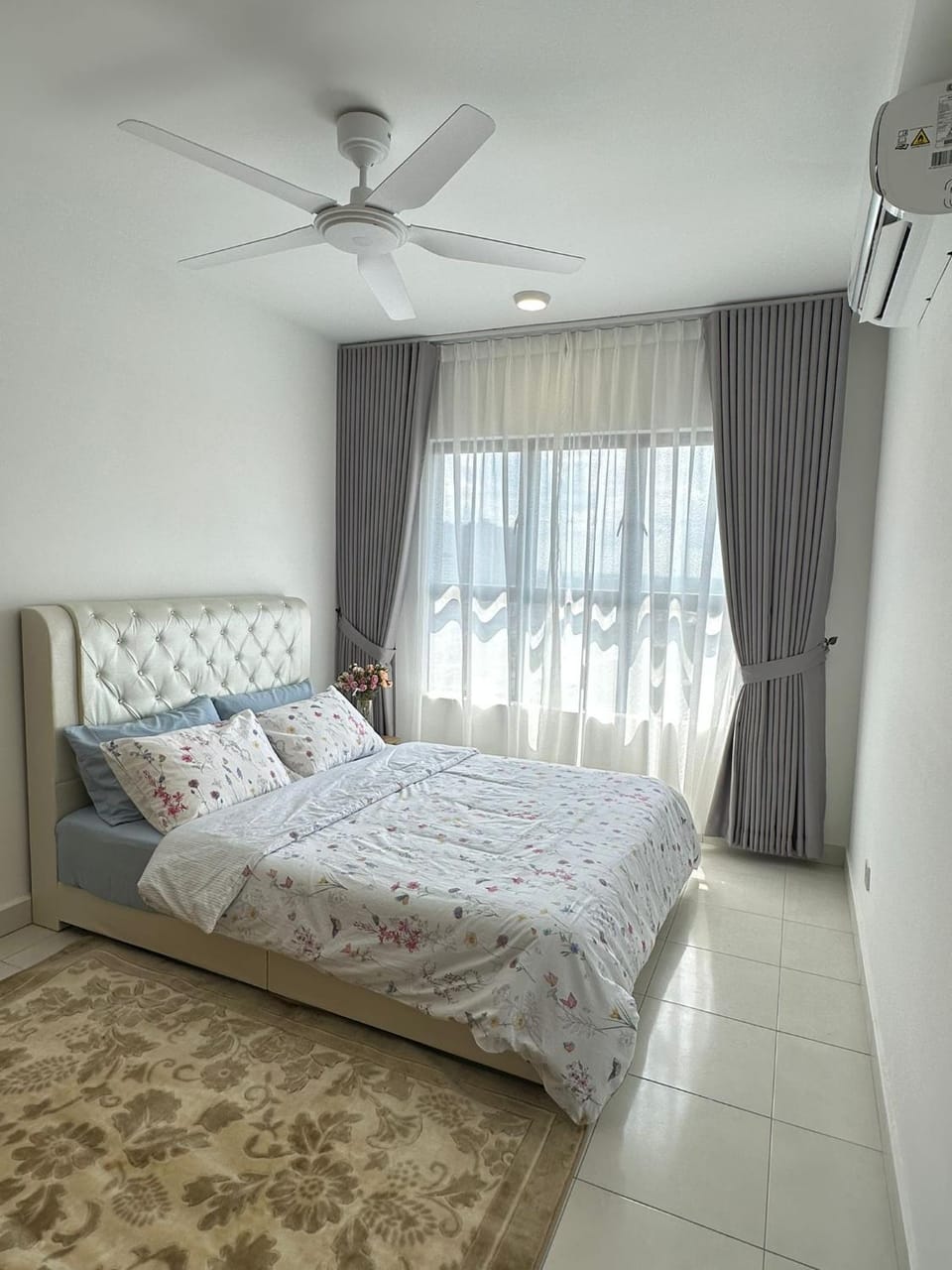 Bathroom, Bedroom, air conditioner