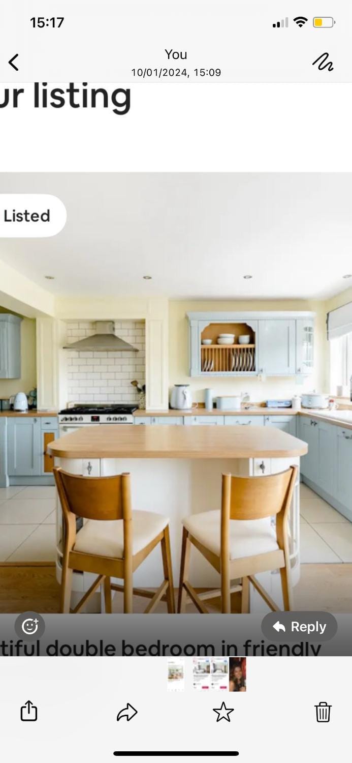 Beautiful double room in family home Vacation rental in Hayes