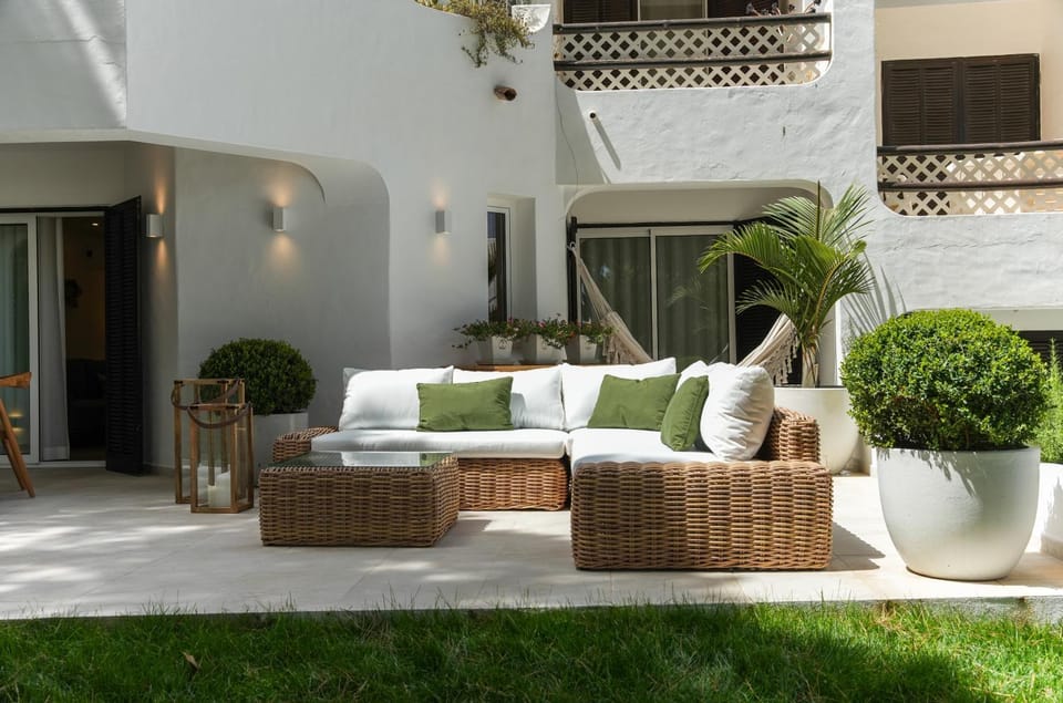 Patio, Garden, Seating area