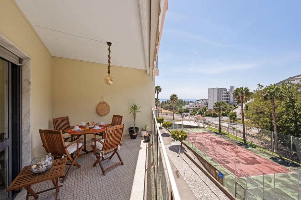 BmyGuest - Sesimbra Palames Beach & Pool Apartment Apartment in Sesimbra