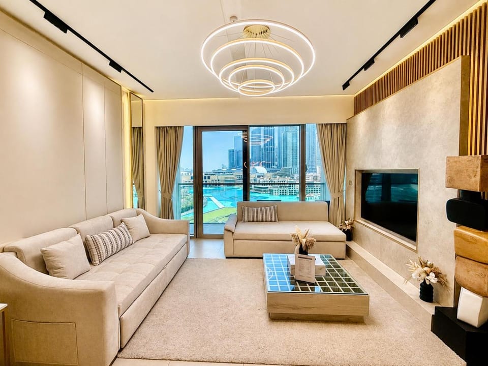 Living room, Lake view