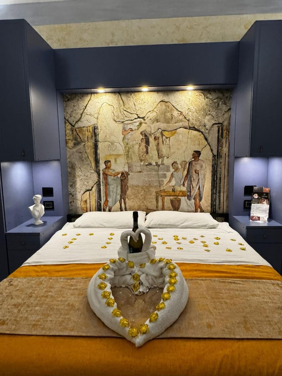 Bed, Decorative detail, Bedroom, VIP