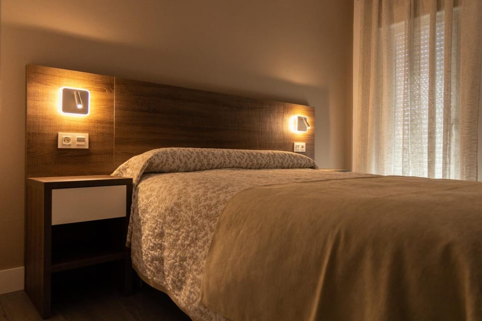 Hostal Los Rosales Bed and Breakfast in Extremadura, Spain