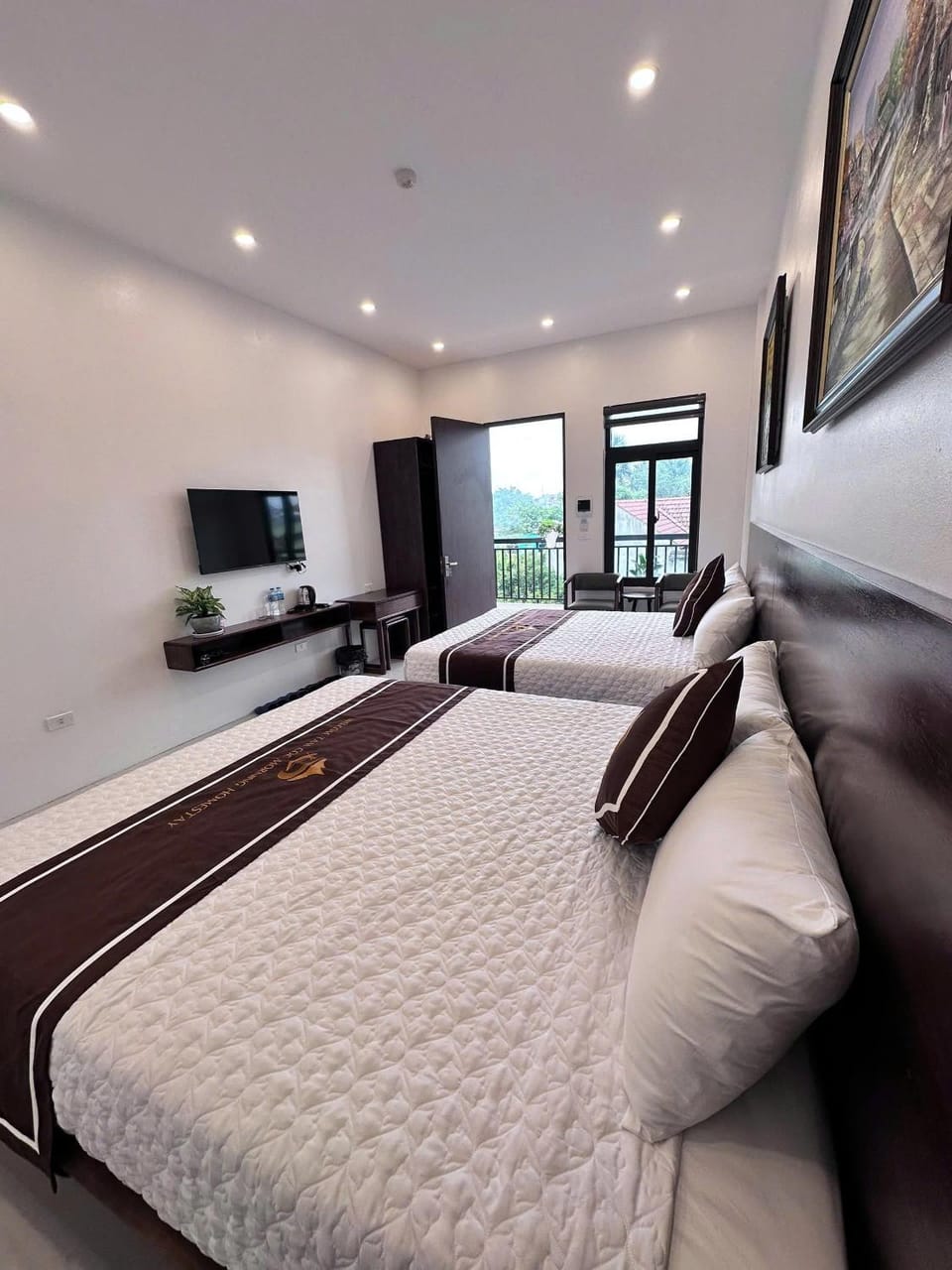 TV and multimedia, Photo of the whole room, Bedroom