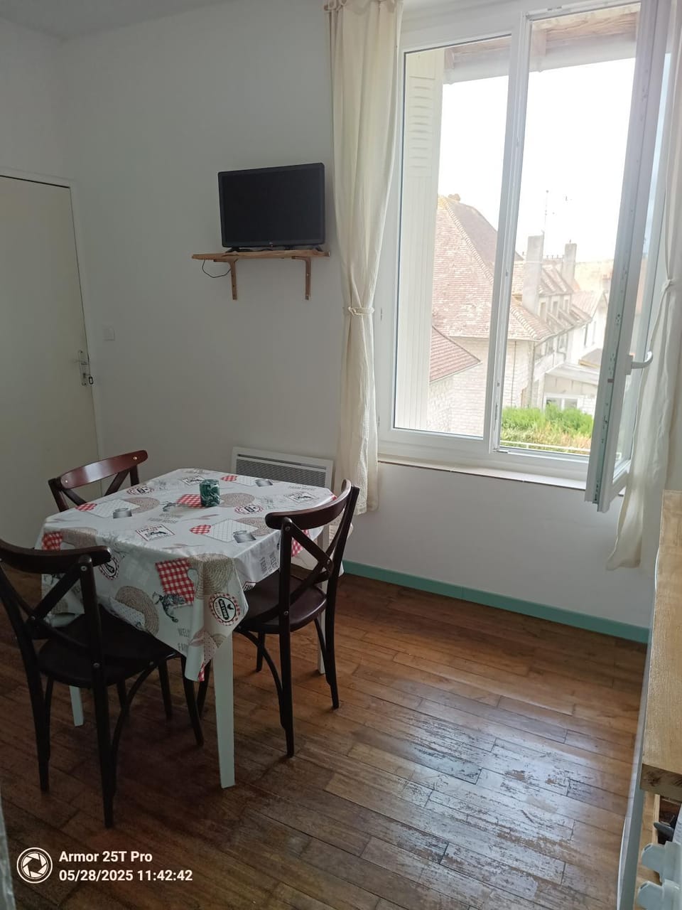 Appartement 35m2 a l'étage ,1 lit double Apartment in Nouvelle-Aquitaine