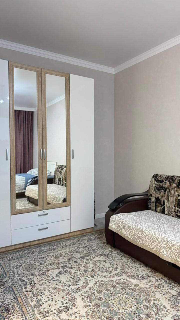 Bedroom, wardrobe