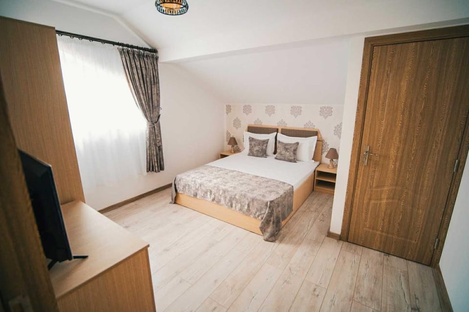 Bed, Bedroom, wardrobe