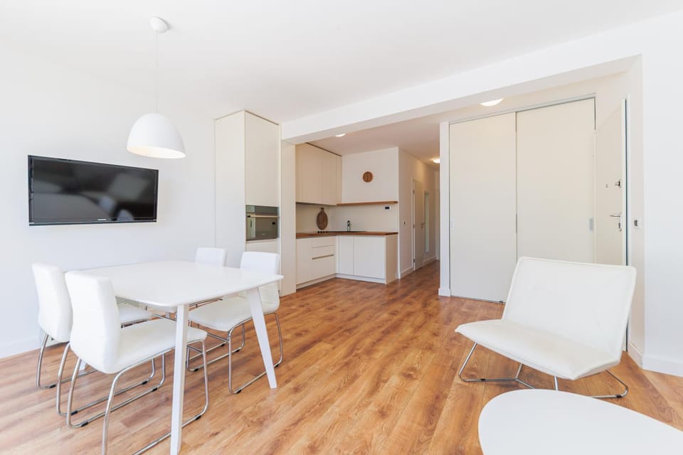 Kitchen or kitchenette, Living room, Dining area