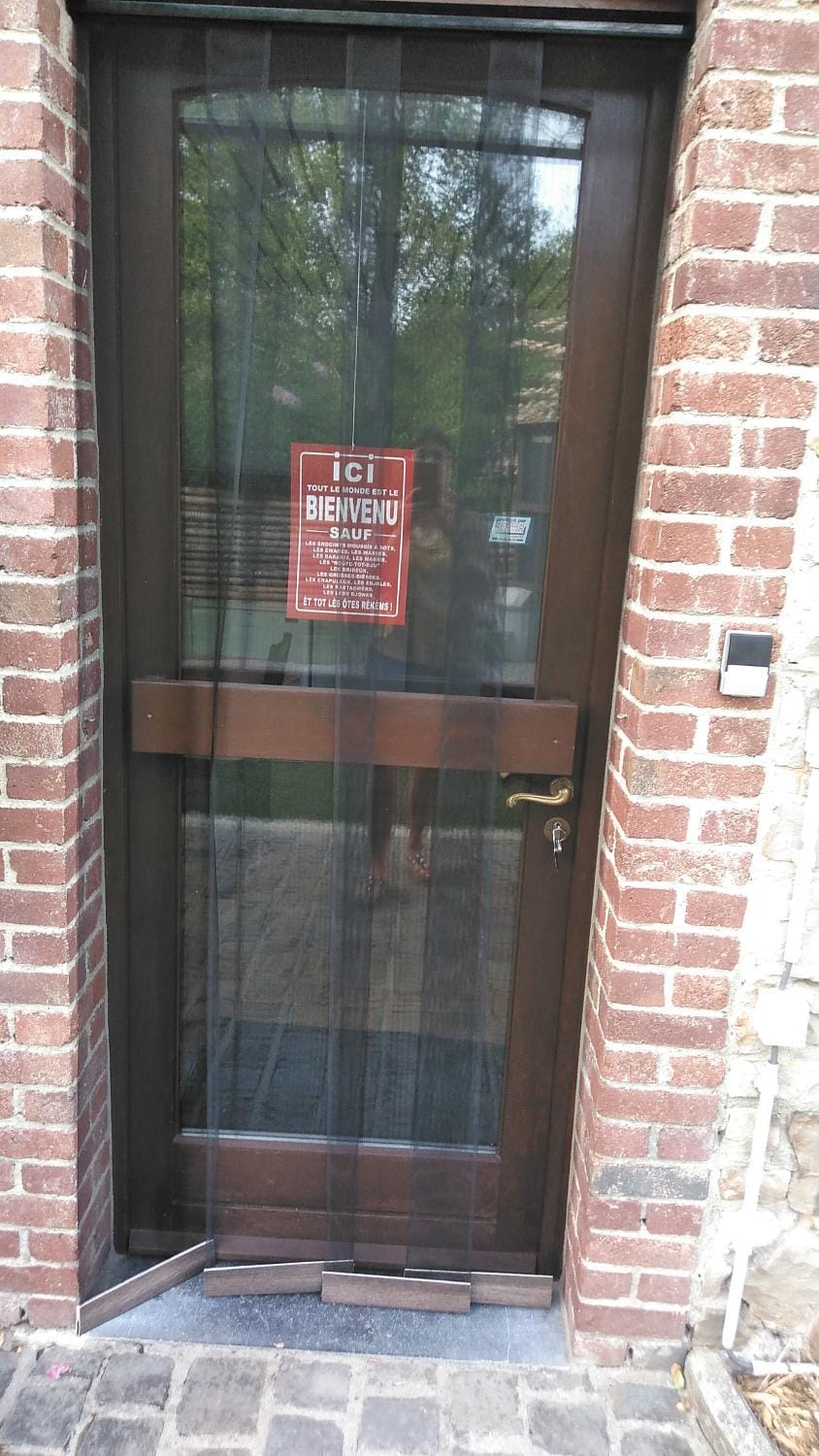 Facade/entrance