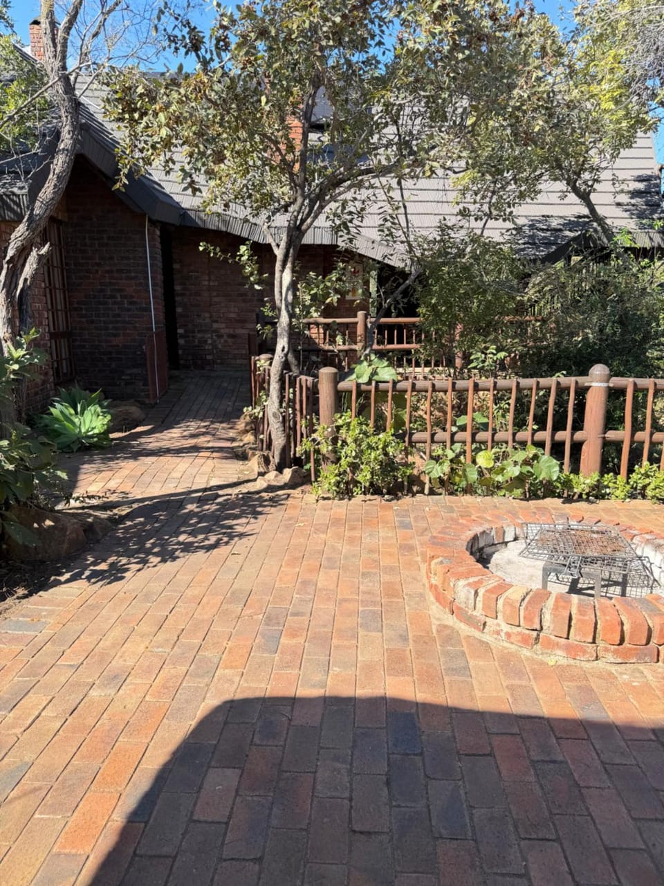 Mabalingwe Mistykie Lodge House in North West, South Africa