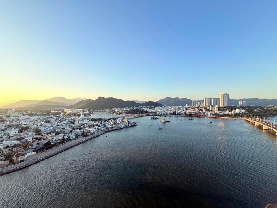 City view, River view, Sea view