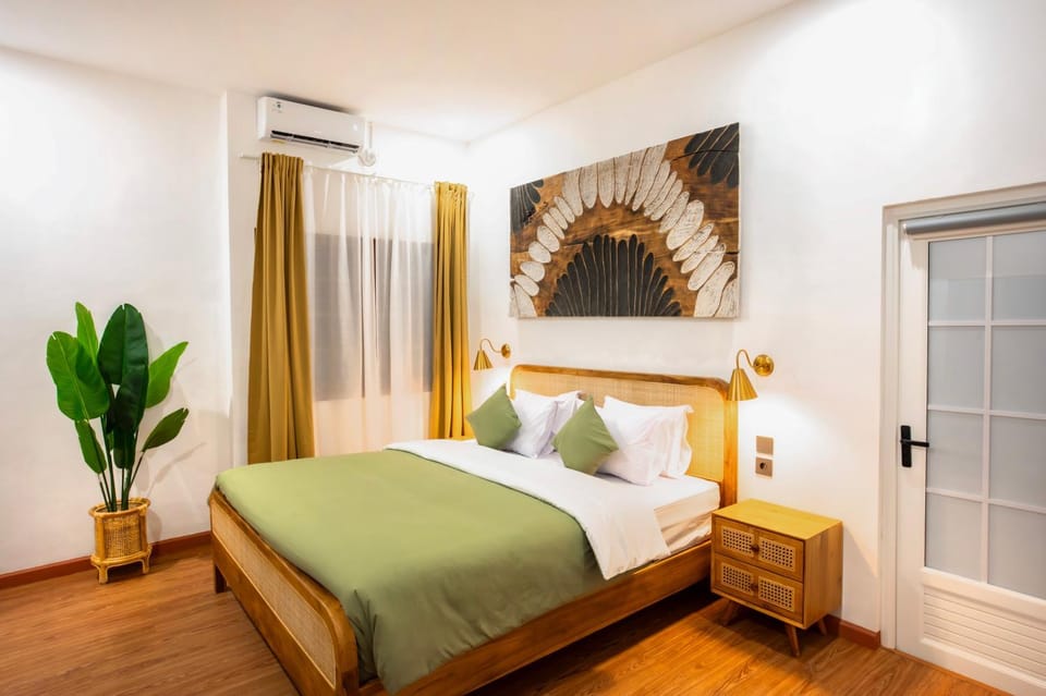 Bed, Bedroom, air conditioner