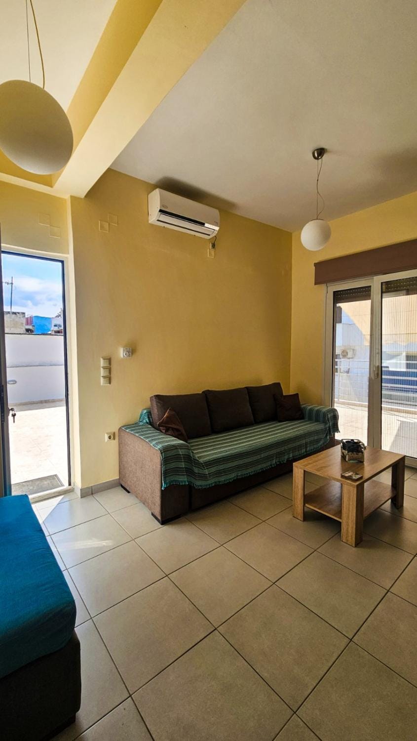 Living room, Seating area, air conditioner