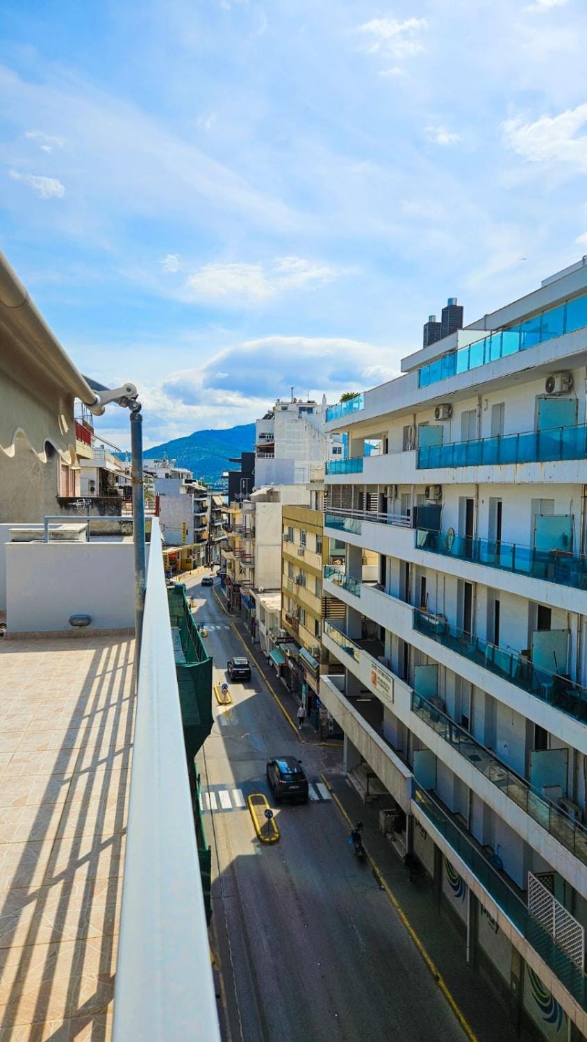 Day, Neighbourhood, Balcony/Terrace, City view, Mountain view