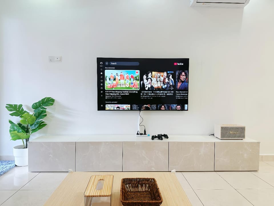 TV and multimedia, Living room, air conditioner