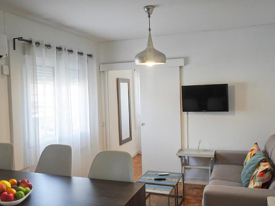 Augusto Madrid Apartment in Centro