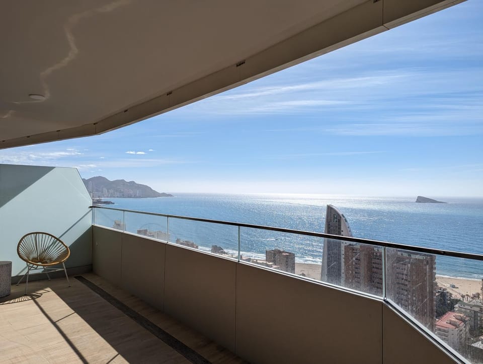 View (from property/room), Balcony/Terrace, Sea view