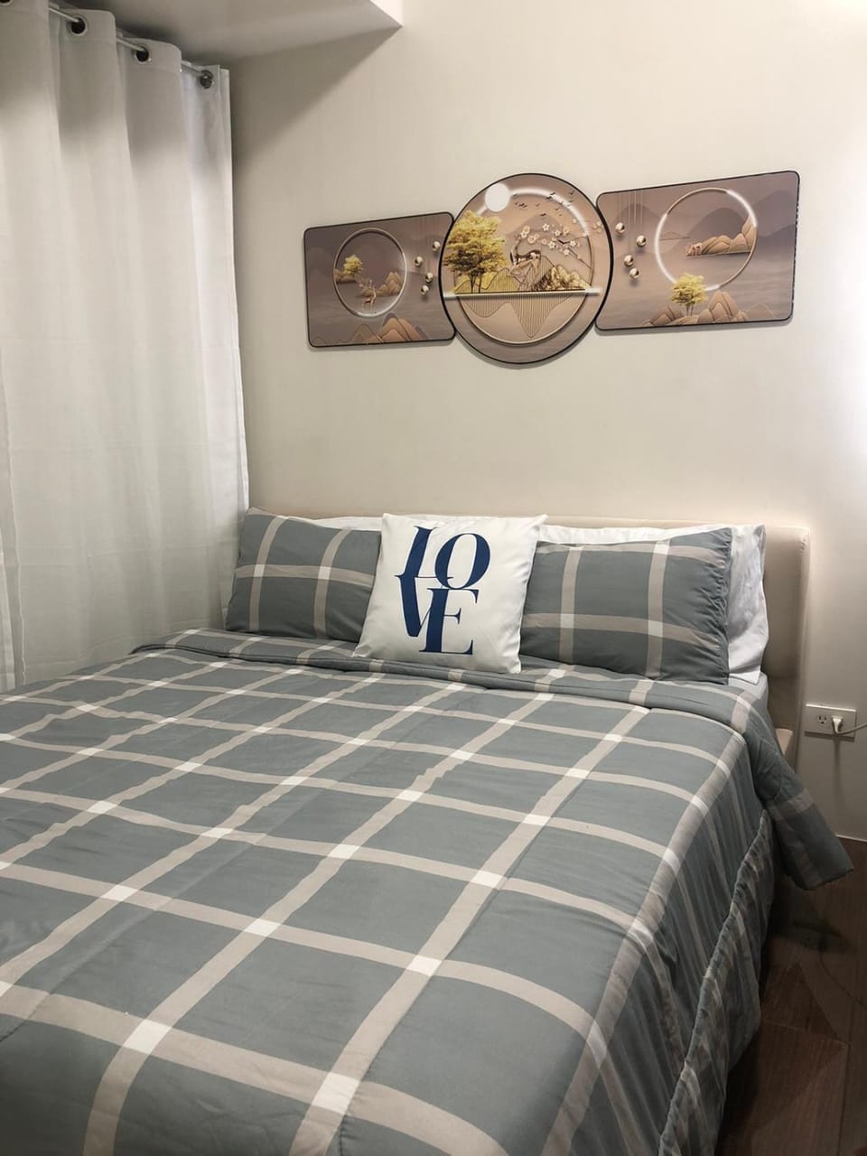 Corner 1Bedroom with Unparalleled Views #5235 Apartment in Makati