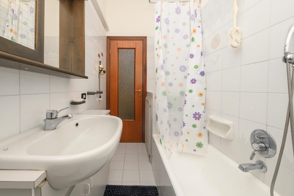 Toilet, Bathroom, Bath