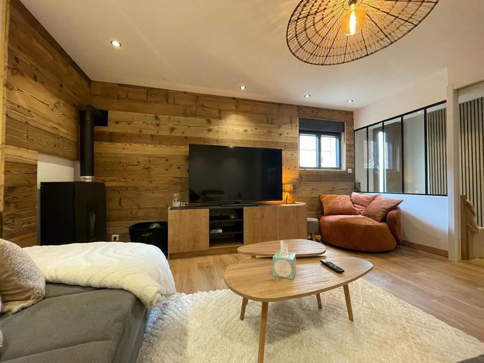 TV and multimedia, Living room
