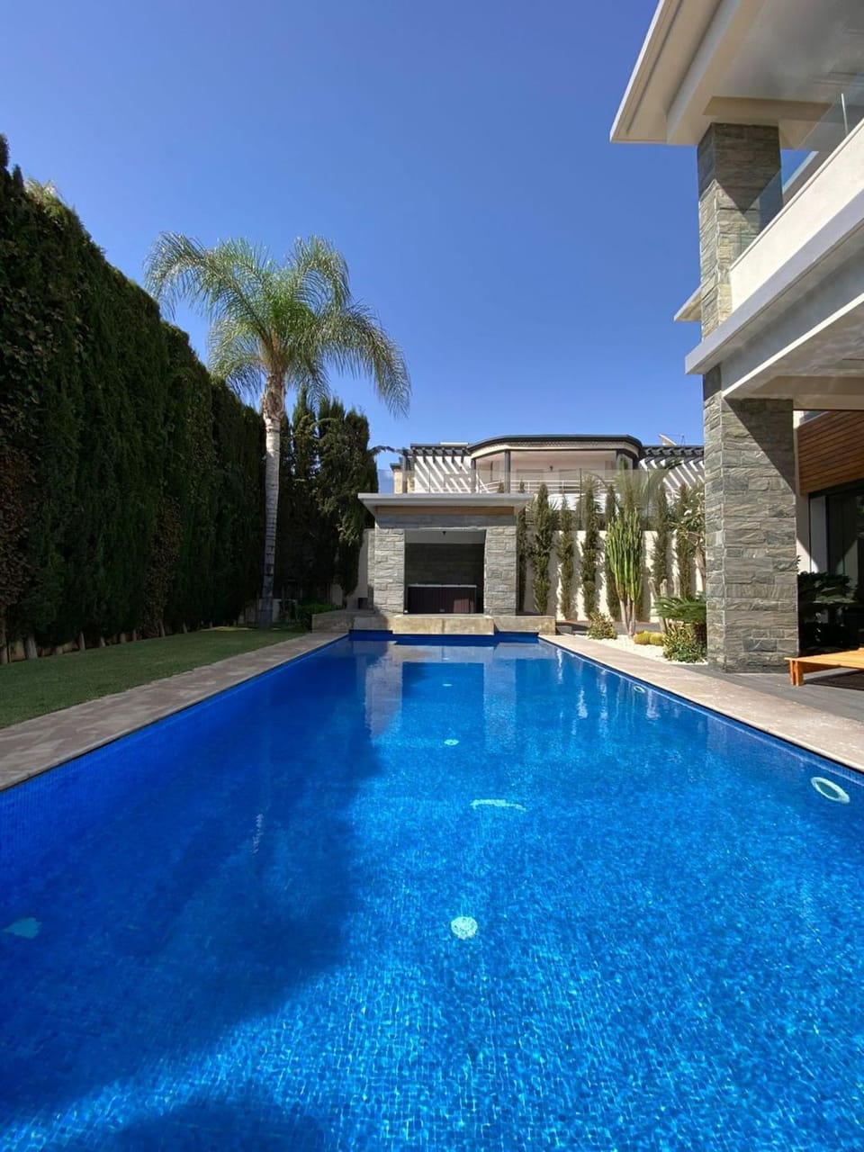 Pool view, Swimming pool