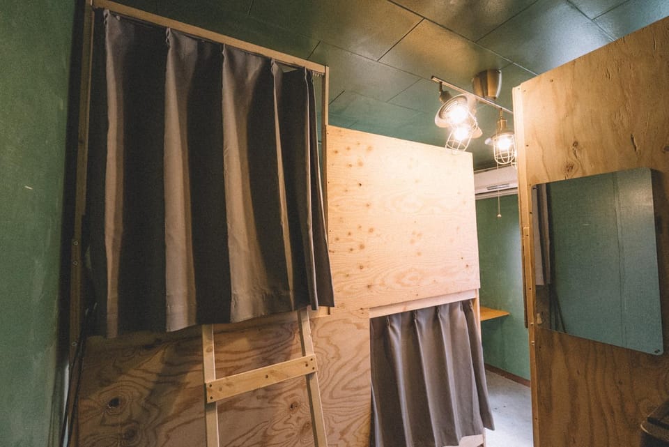 Bed, Photo of the whole room, Bedroom, bunk bed