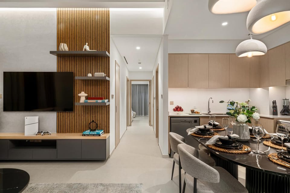 Living room, Dining area