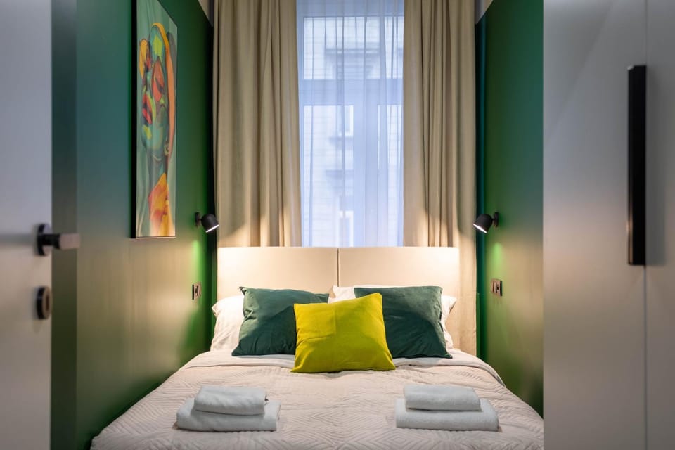 Comfy Modern Apart in Old Town Parking ProperUNIT Apartment in Wroclaw