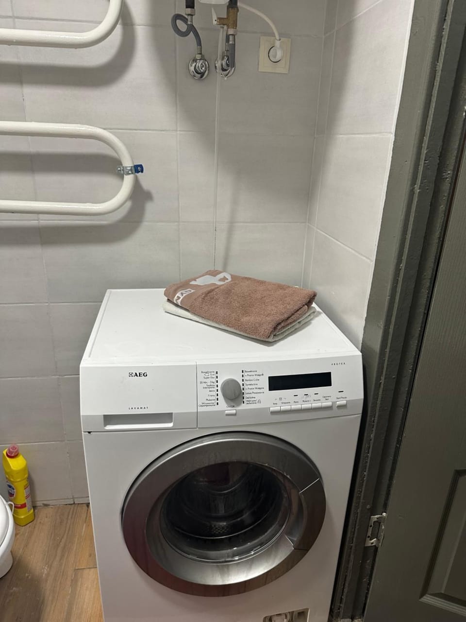 Апартаменти на Надпільній поруч з центром Apartment in Ukraine