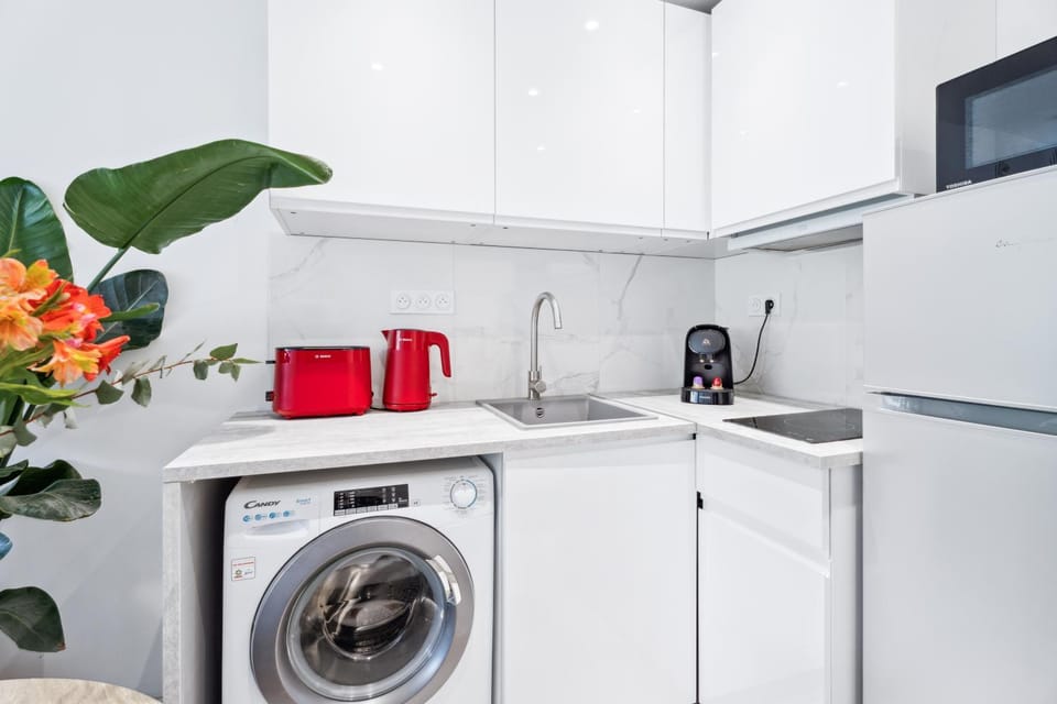 Kitchen or kitchenette, dishwasher, pet friendly, dryer