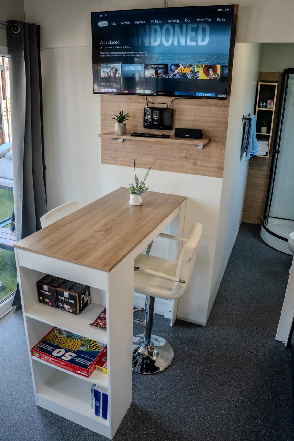 Communal lounge/ TV room, TV and multimedia, Evening entertainment