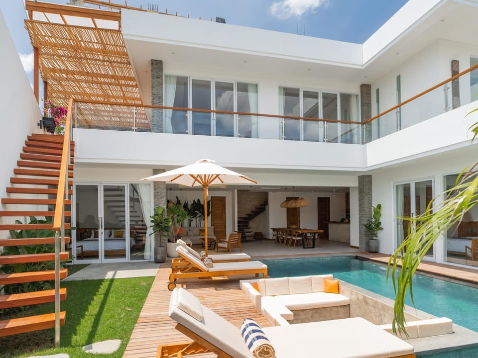 Garden, Swimming pool