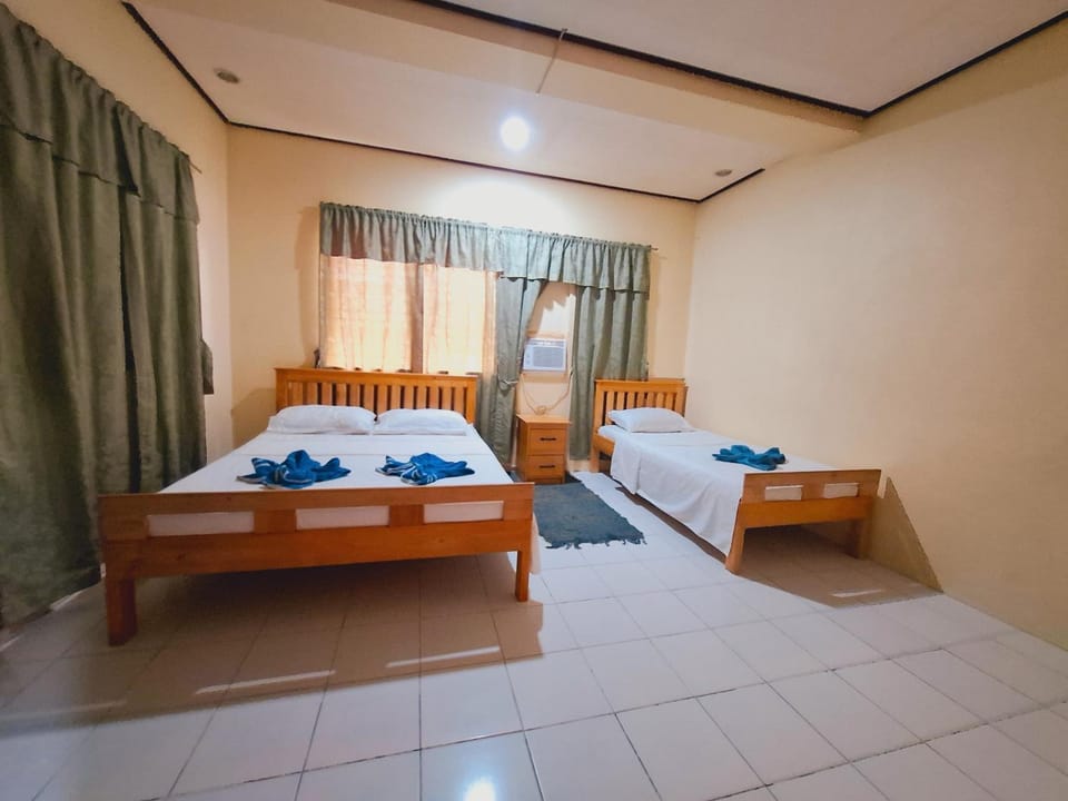 Dela-Chen Roadside Hostel Hostel in Central Visayas